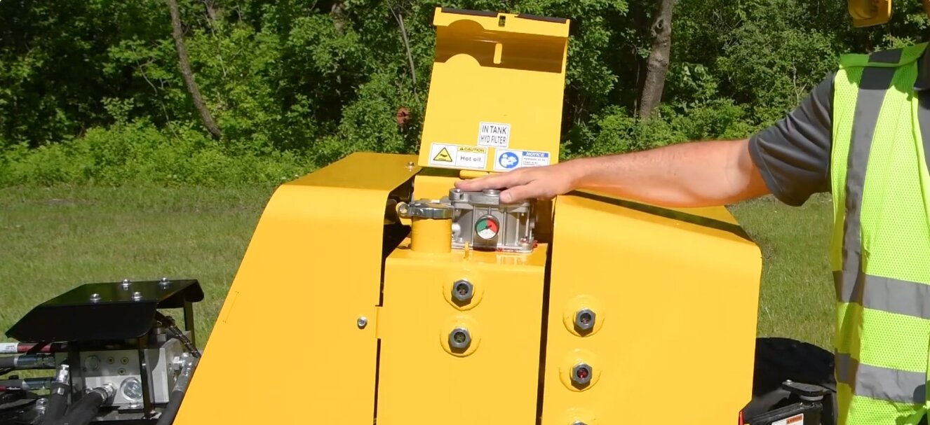Part 1 includes: Engine compartment, fuel filter, hydraulic filter and gauge, and fuel tank.