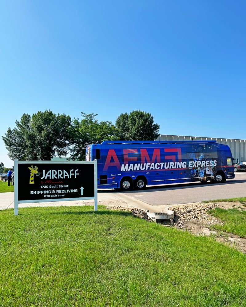 Jarraff by Prinoth Hosts AEM Manufacturing Express Tour Jarraff by Prinoth Hosts AEM Manufacturing Express Tour