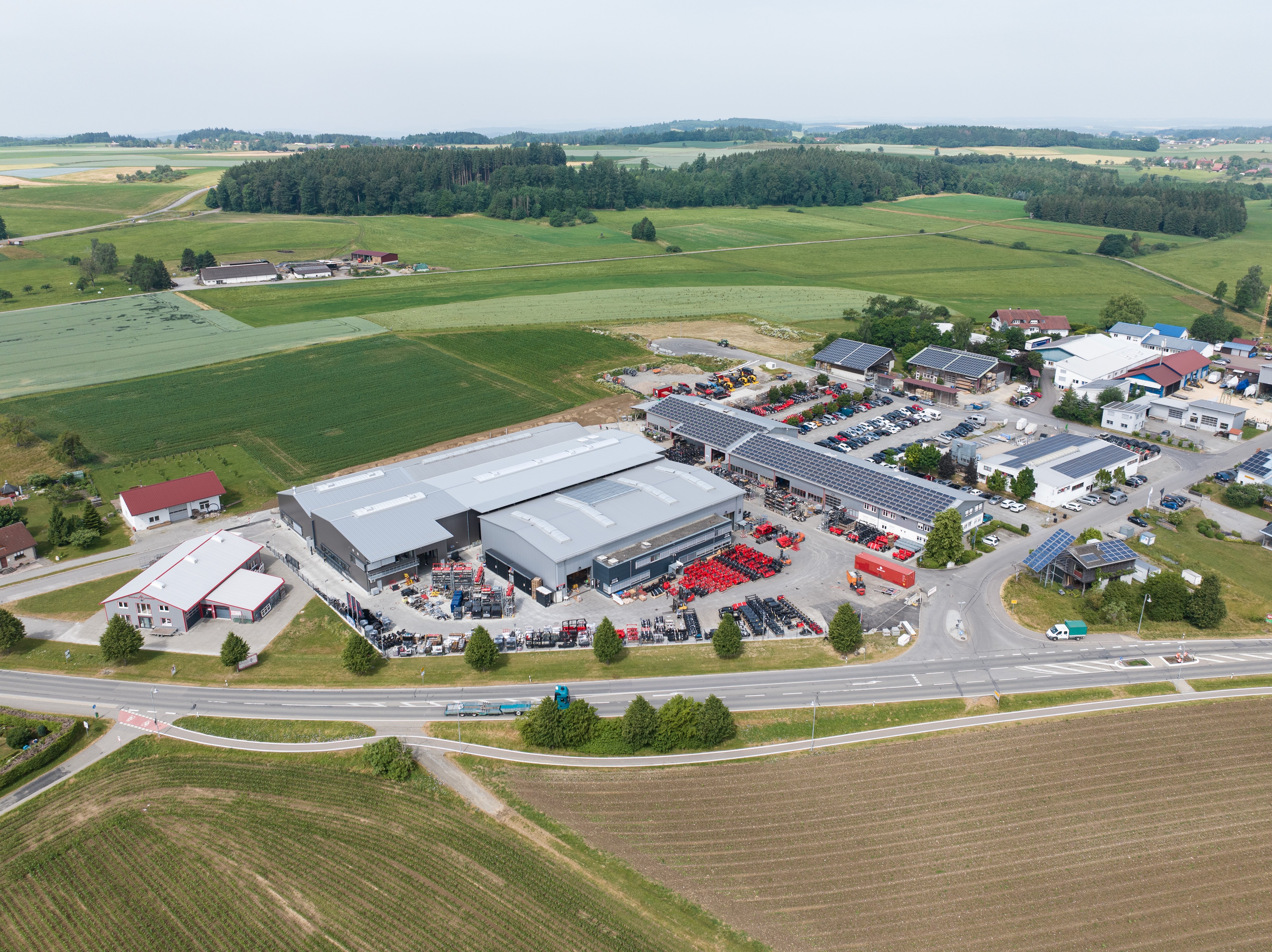 Prinoth expands production capacity and warehousing space Prinoth expands production capacity and warehousing space